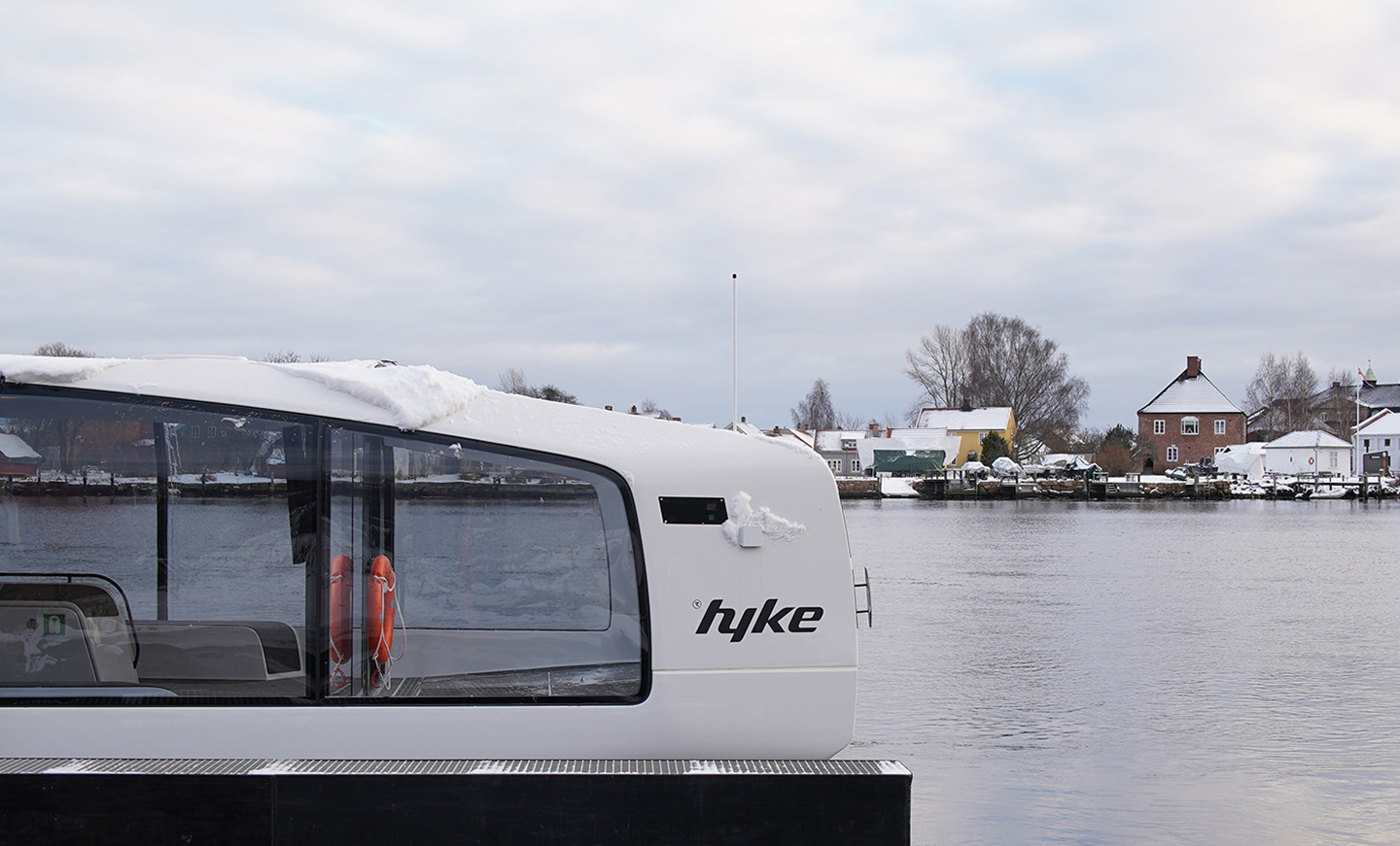 Climate neutral electric ferries